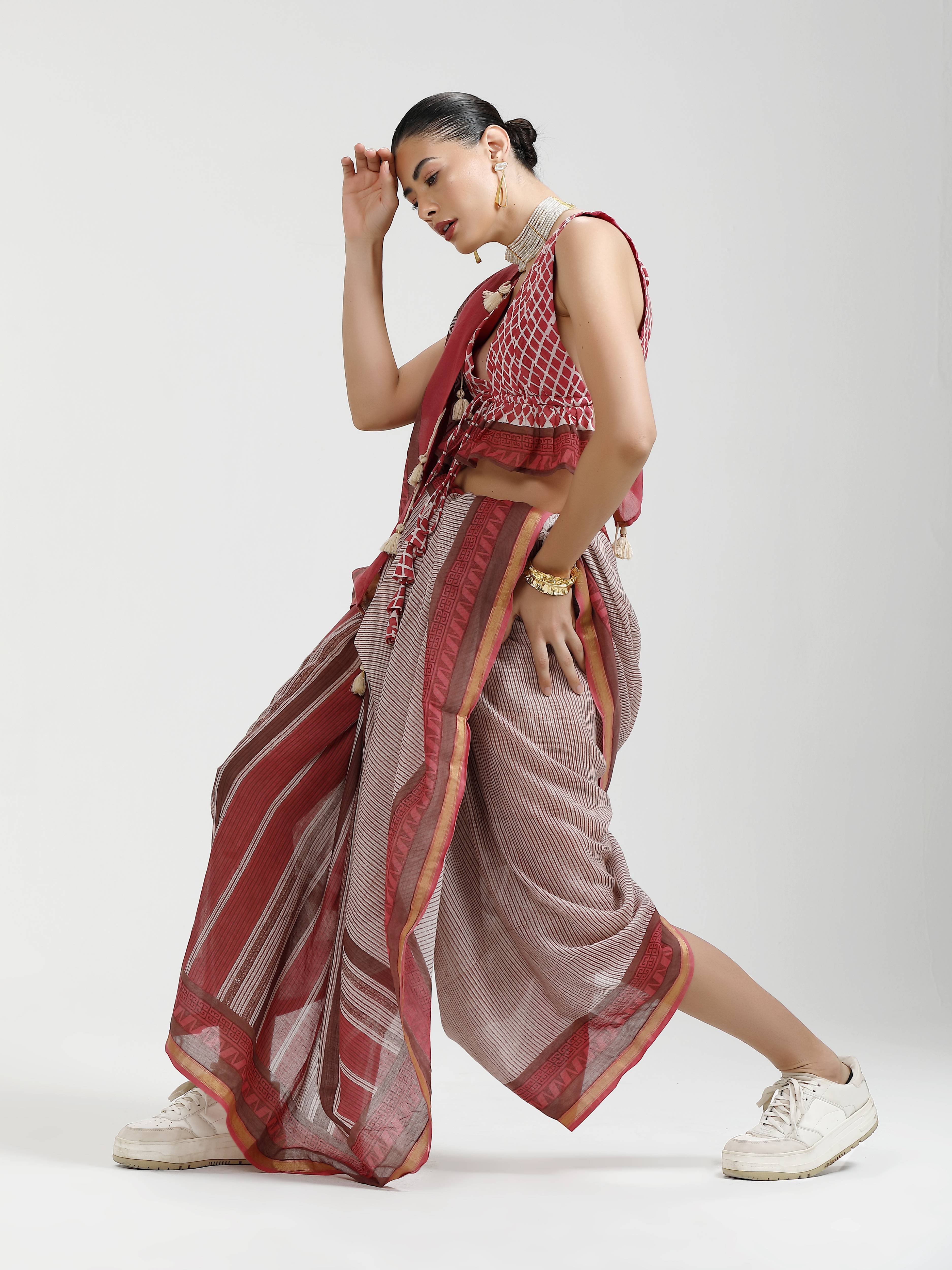 DUSTY RED VISCOSE MUL LIVA BLOCK PRINTED SAREE