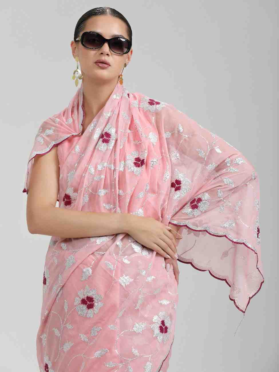 ORGANZA LIGHT PINK SAREE WITH JAAL & FLOWER EMBROIDERY