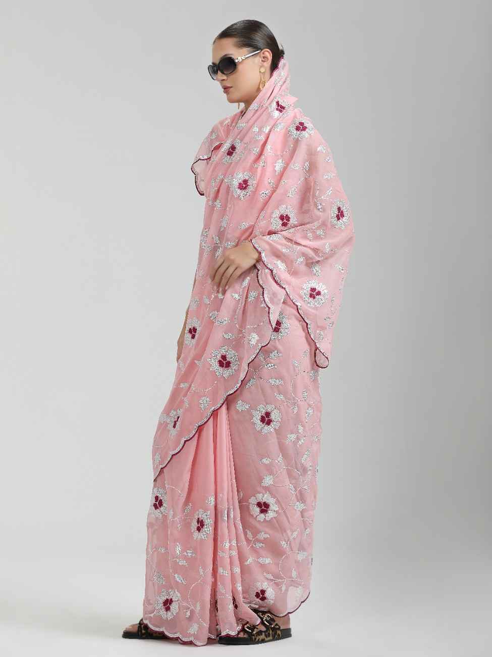 ORGANZA LIGHT PINK SAREE WITH JAAL & FLOWER EMBROIDERY