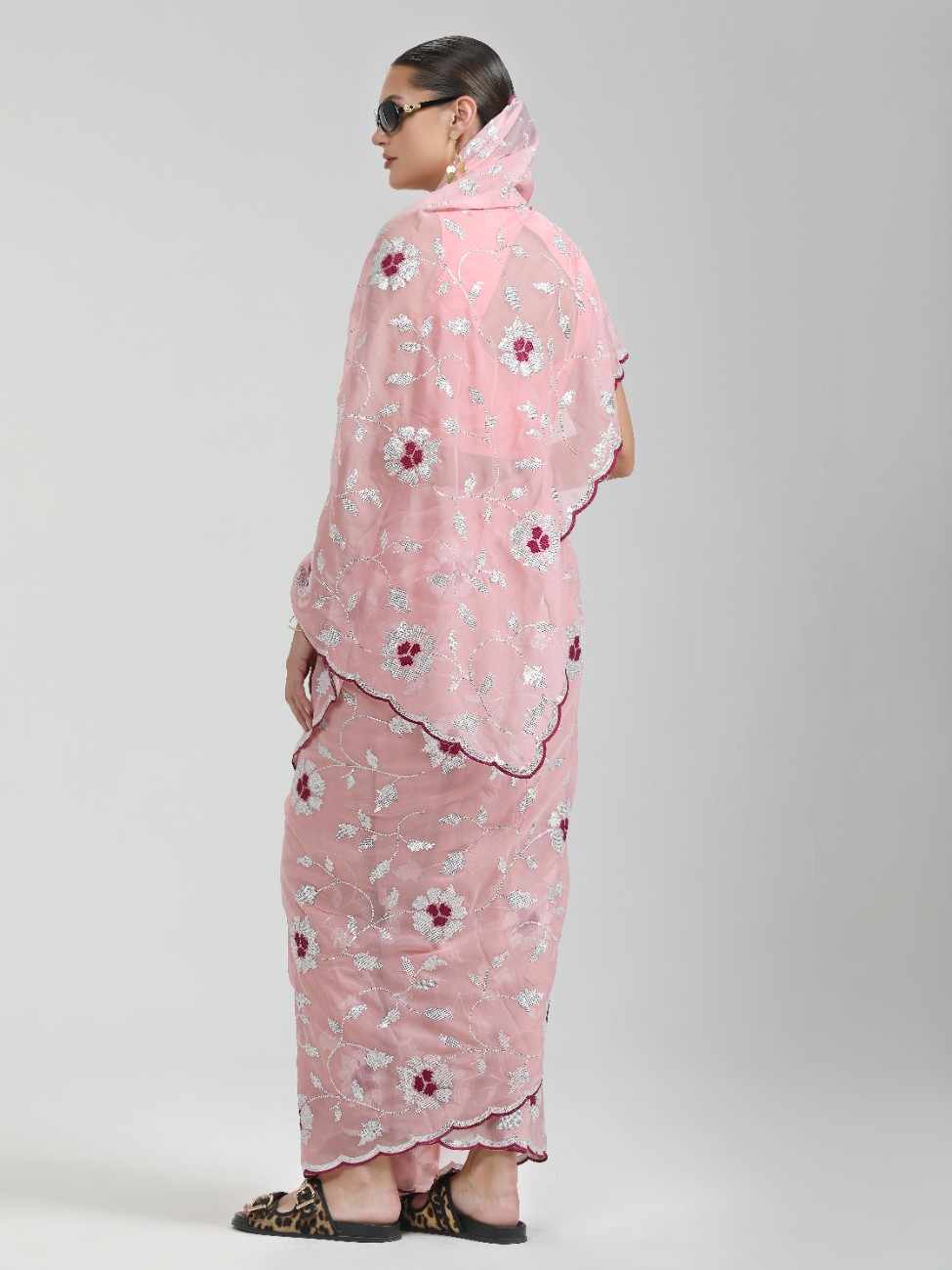 ORGANZA LIGHT PINK SAREE WITH JAAL & FLOWER EMBROIDERY