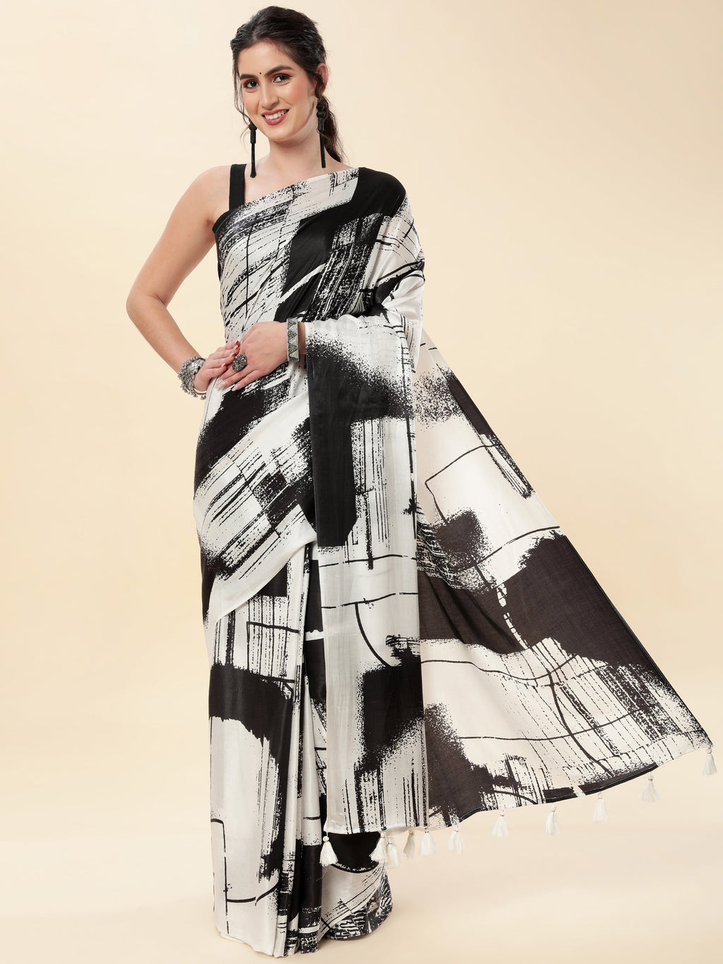 BLACK & WHITE MONOCHROME ABSTRACT PRINT SAREE