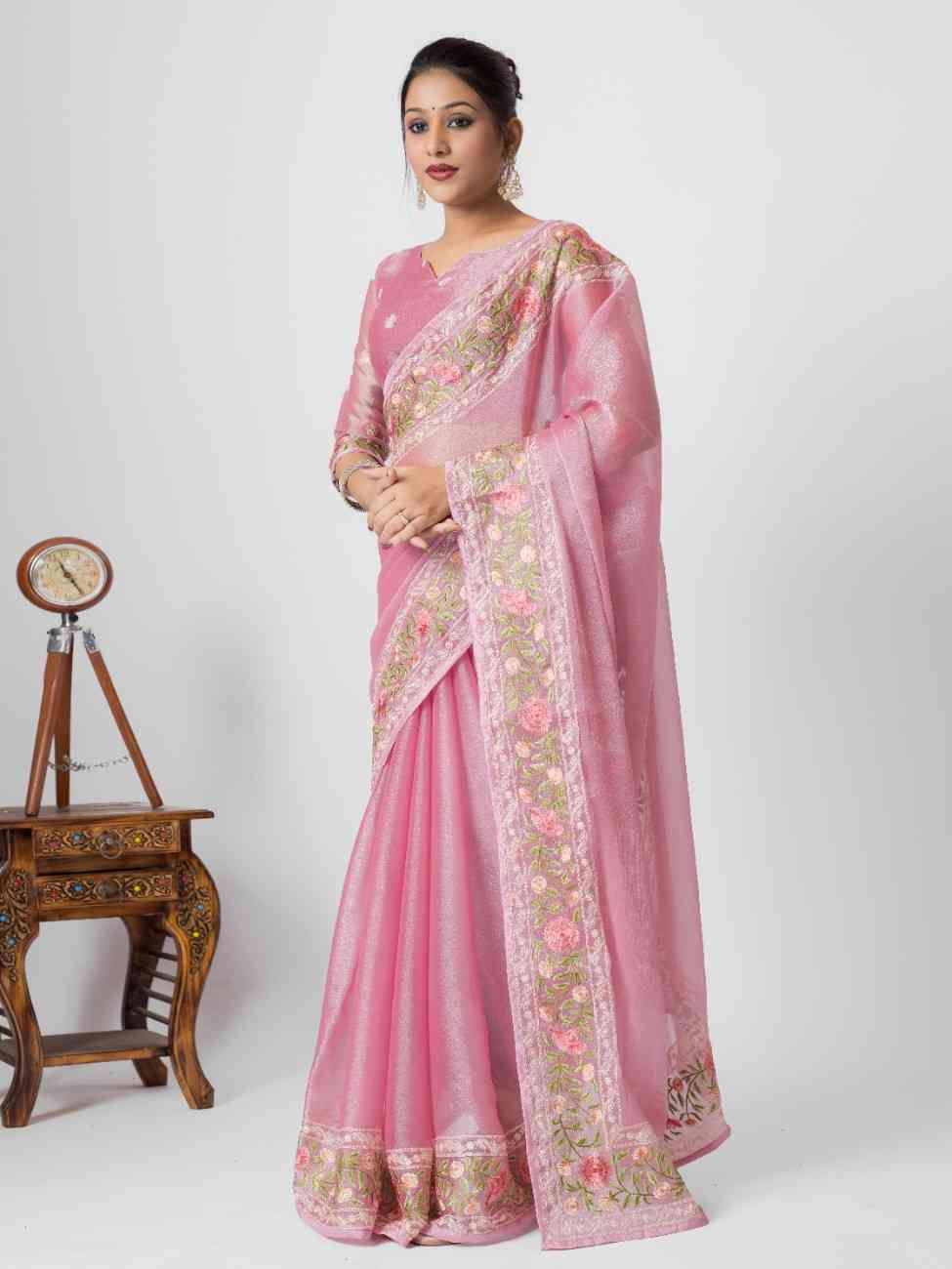 LIGHT PINK ORGANZA ROSE PRINTED EMBROIDERY SAREE