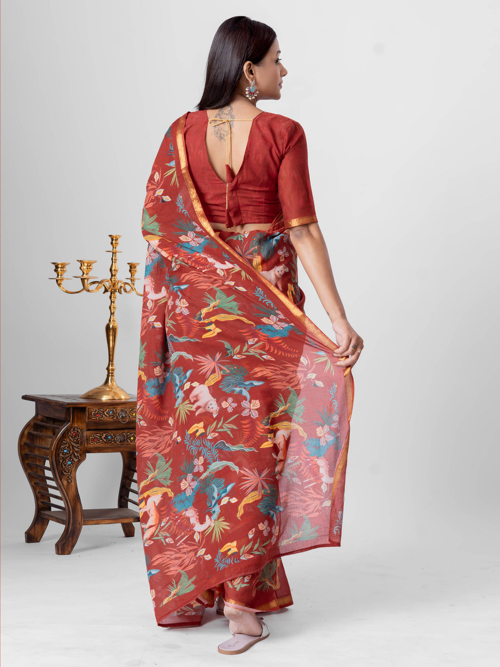CHINESE MAROON VISCOSE MUL LIVA DIGITAL PRINTED SAREE