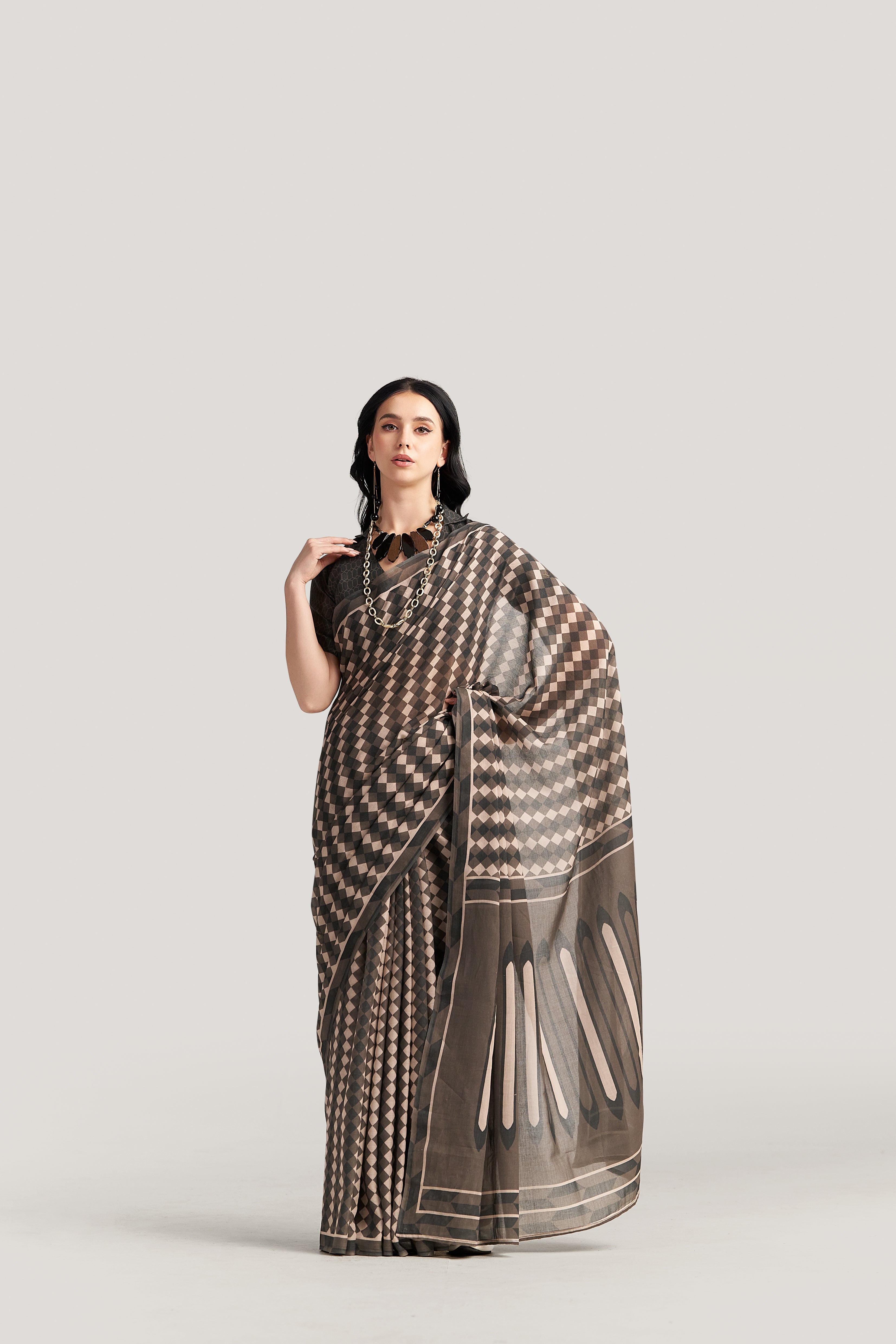 COFFEE BROWN VISCOSE MUL LIVA DIGITAL PRINTED SAREE