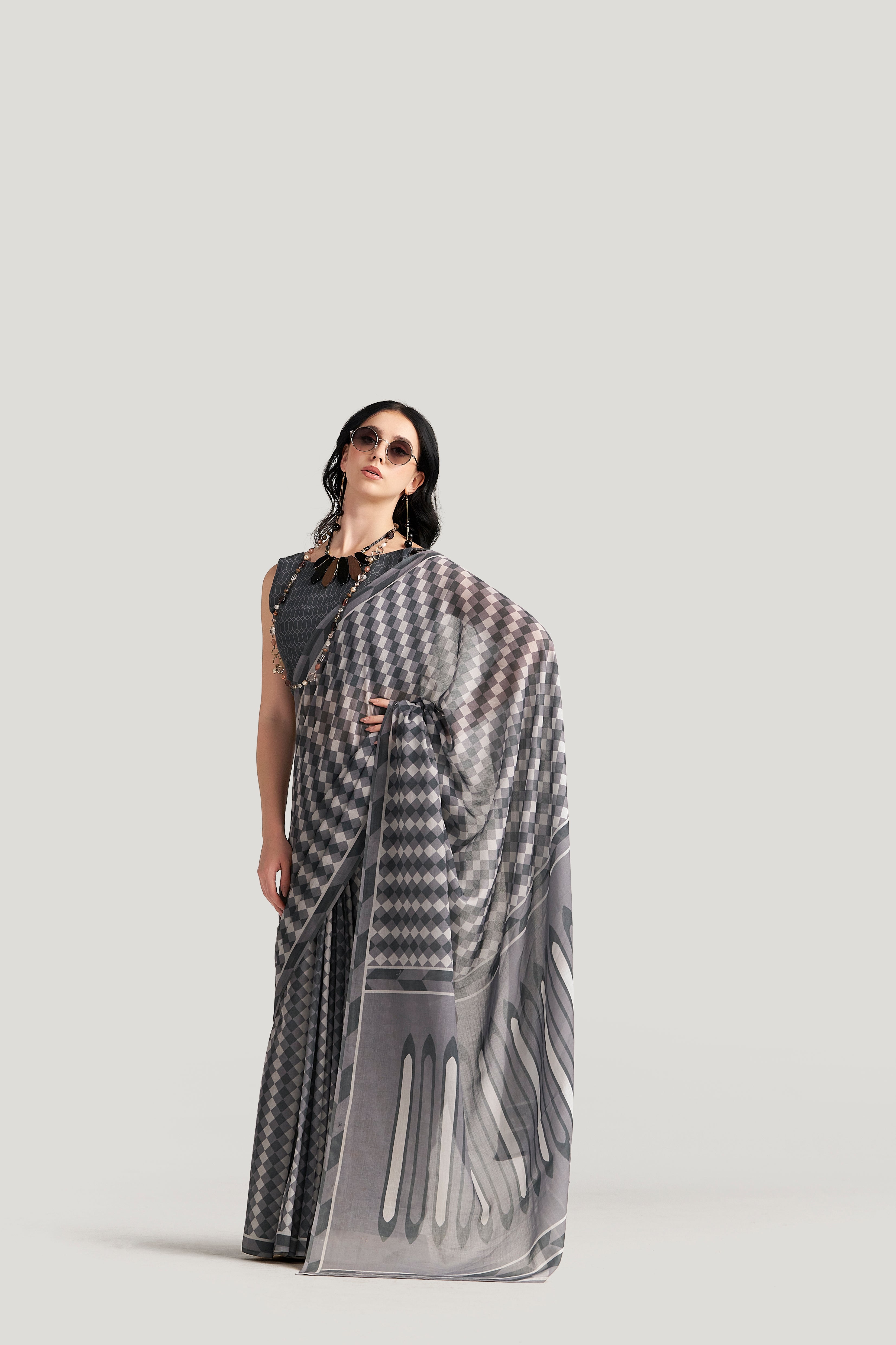 DIM GRAY VISCOSE MUL LIVA DIGITAL PRINTED SAREE