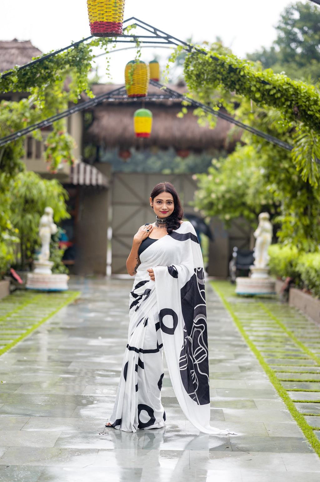 BLACK & WHITE MONOCHROME CONTEMPORARY LIVA SAREE