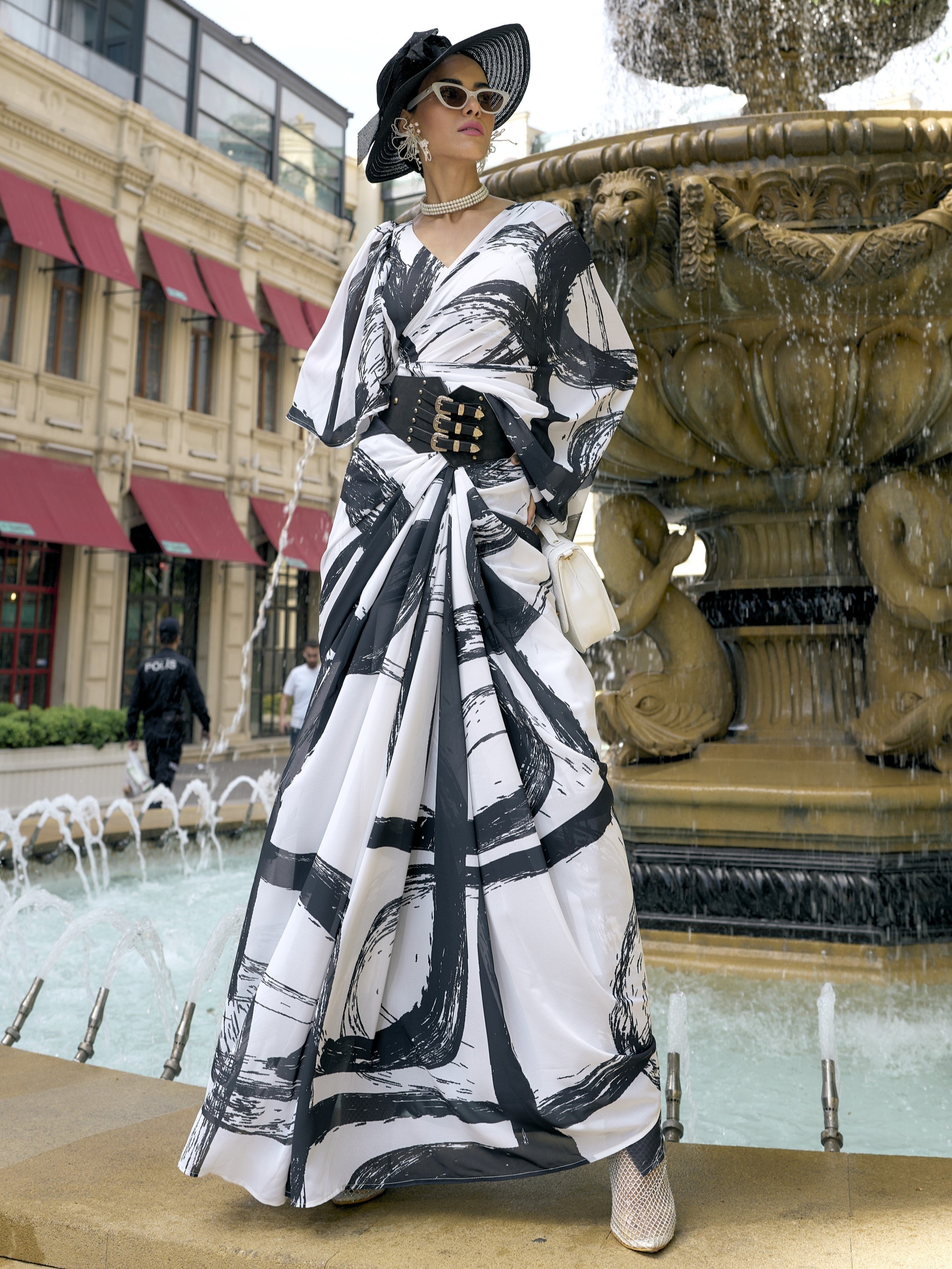 BLACK & WHITE MONOCHROME DIGITAL PRINTED GEORGETTE SAREE