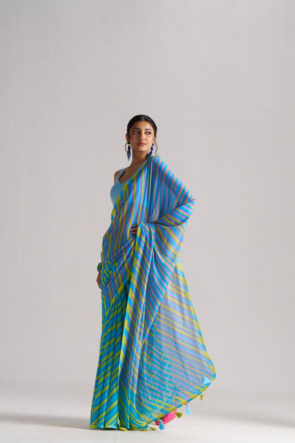 BLUE & YELLOW GEORGETTE SPARKLE LAHERIYA DIGITAL PRINTED SAREE