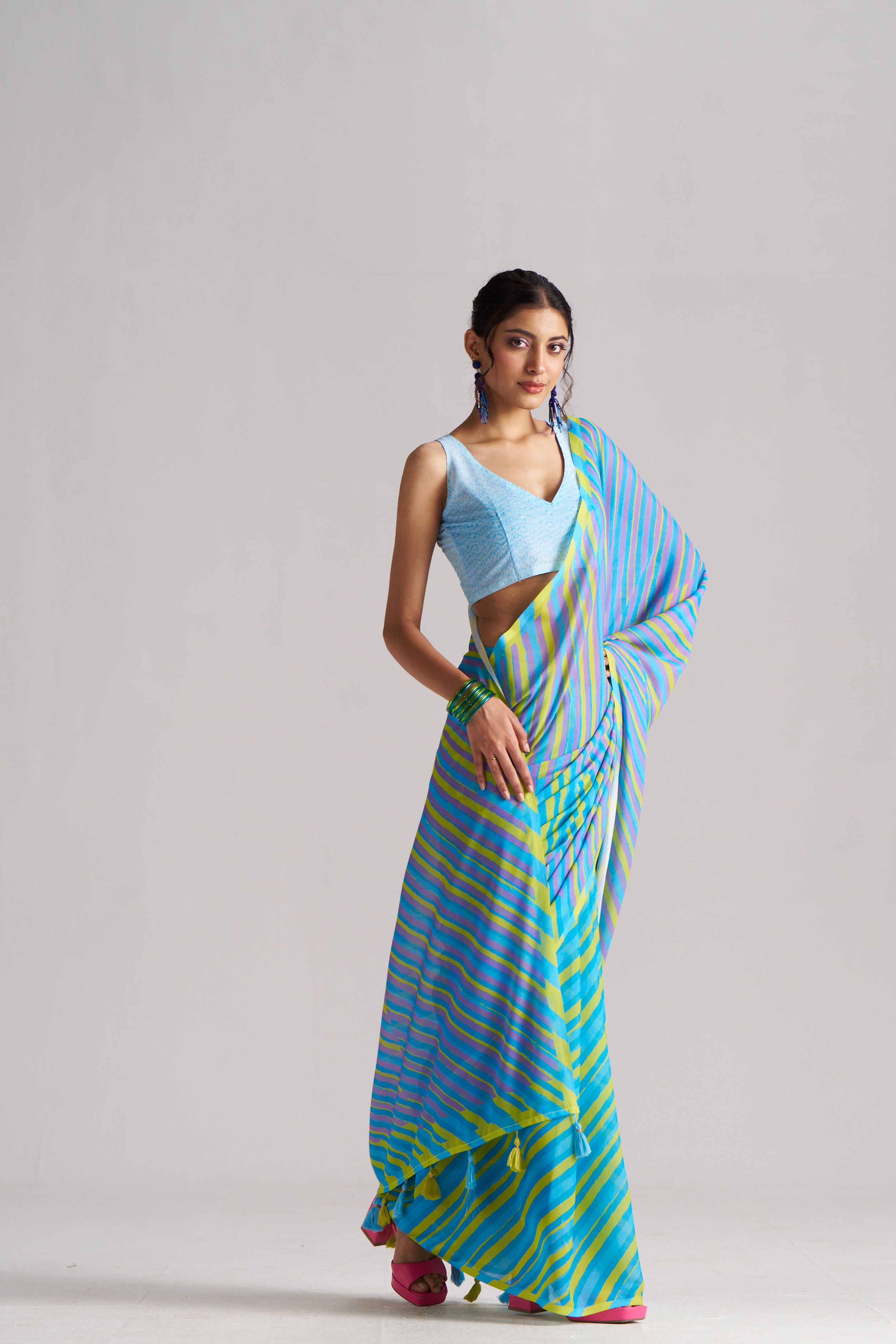BLUE & YELLOW GEORGETTE SPARKLE LAHERIYA DIGITAL PRINTED SAREE