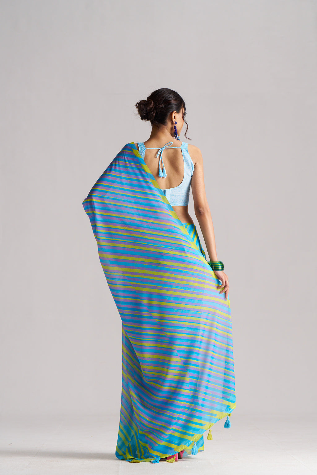 BLUE & YELLOW GEORGETTE SPARKLE LAHERIYA DIGITAL PRINTED SAREE