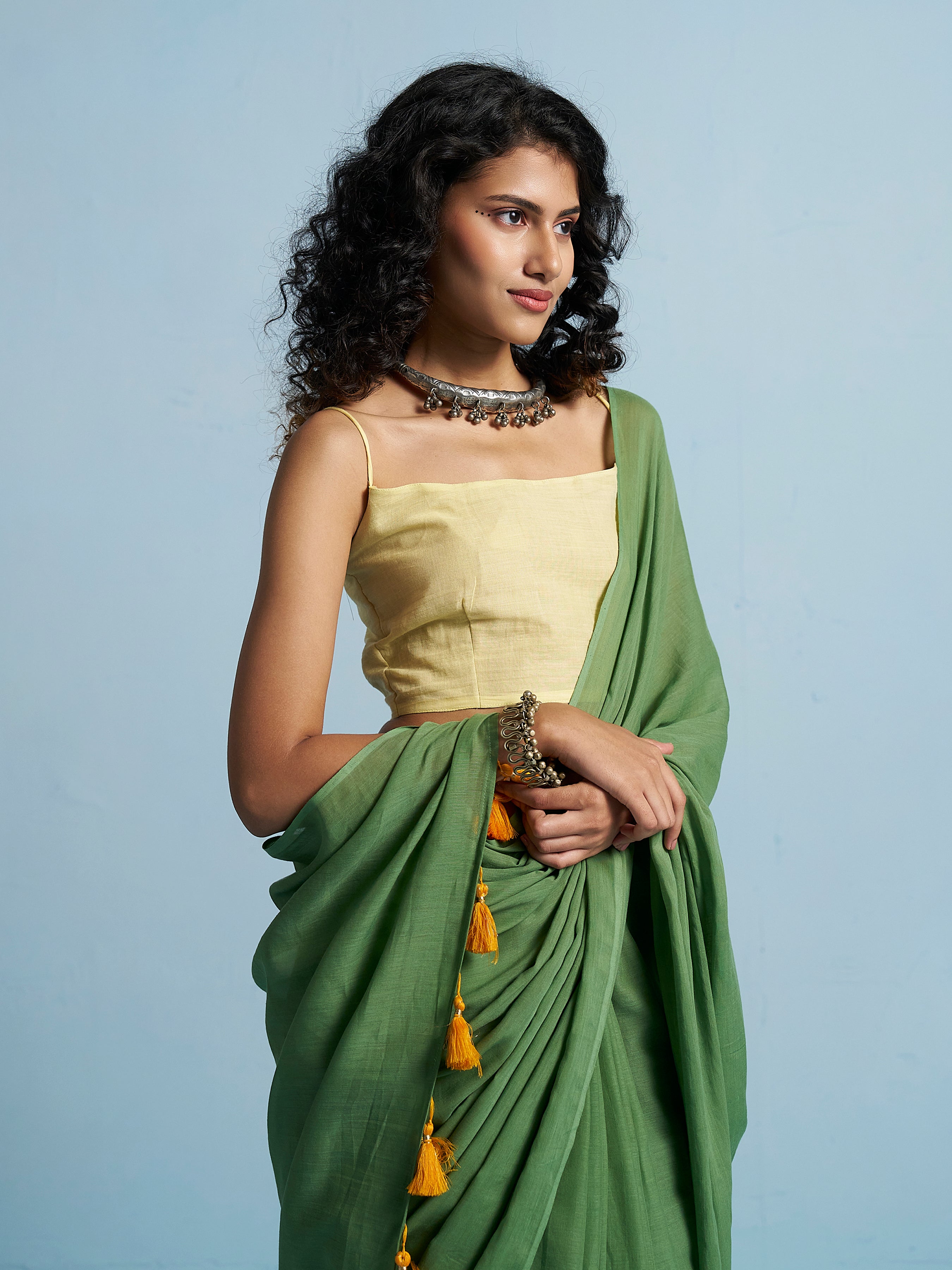 OLIVE GREEN VISCOSE MUL LIVA SOLID SAREE