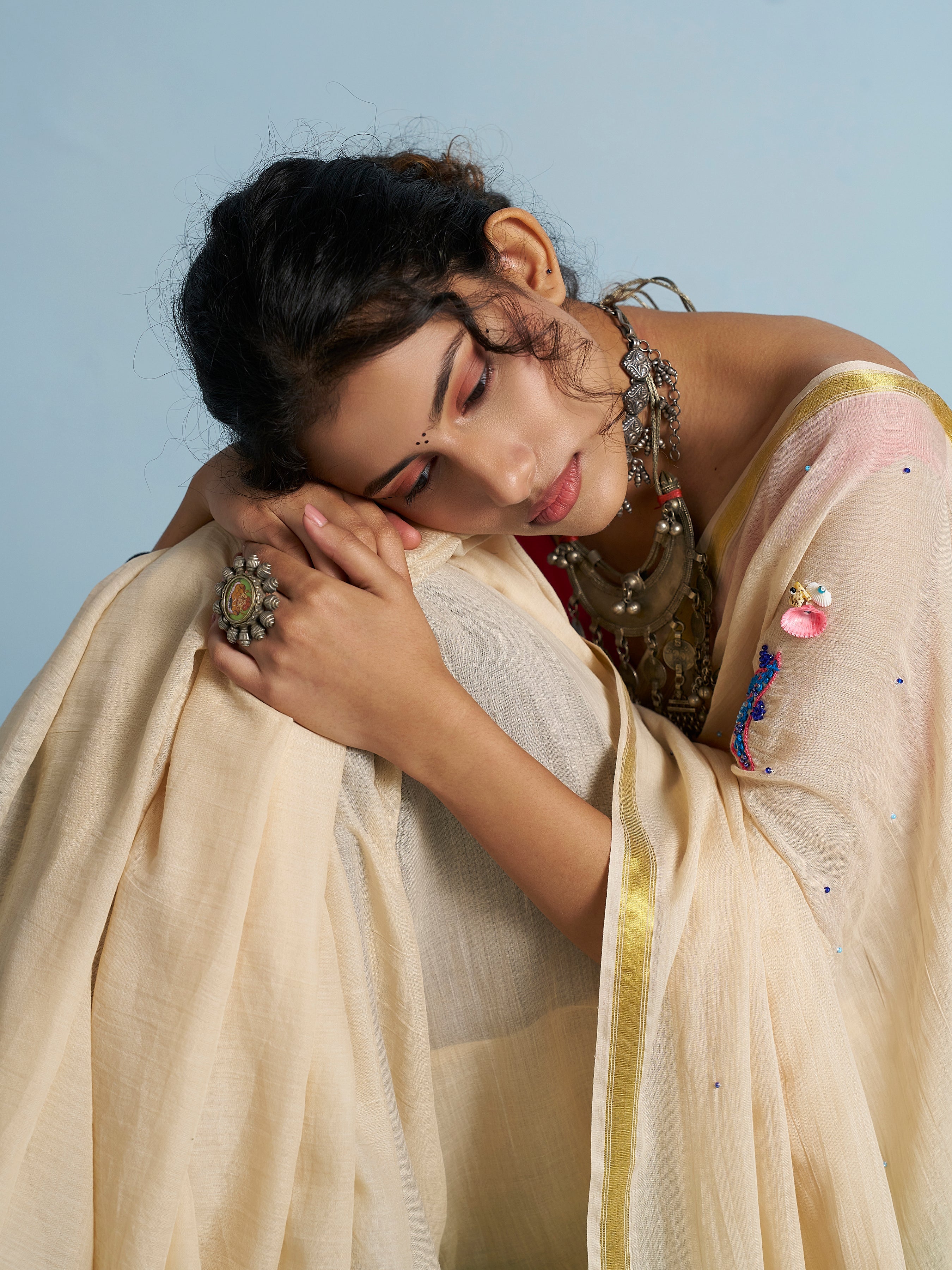 BEIGE VISCOSE MUL THREAD WORK SAREES