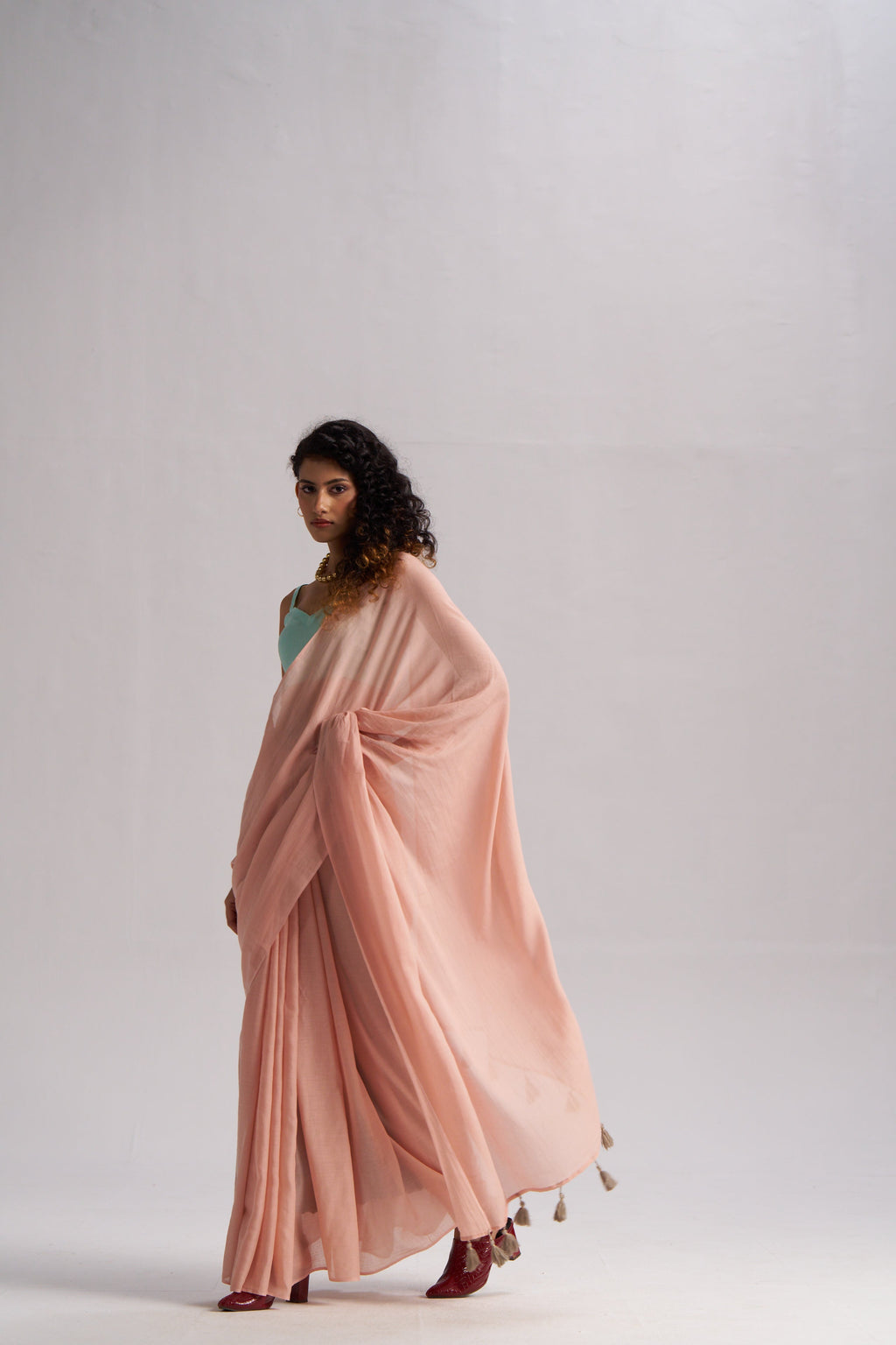 NUDE BEIGE VISCOSE MUL LIVA SOLID SAREE