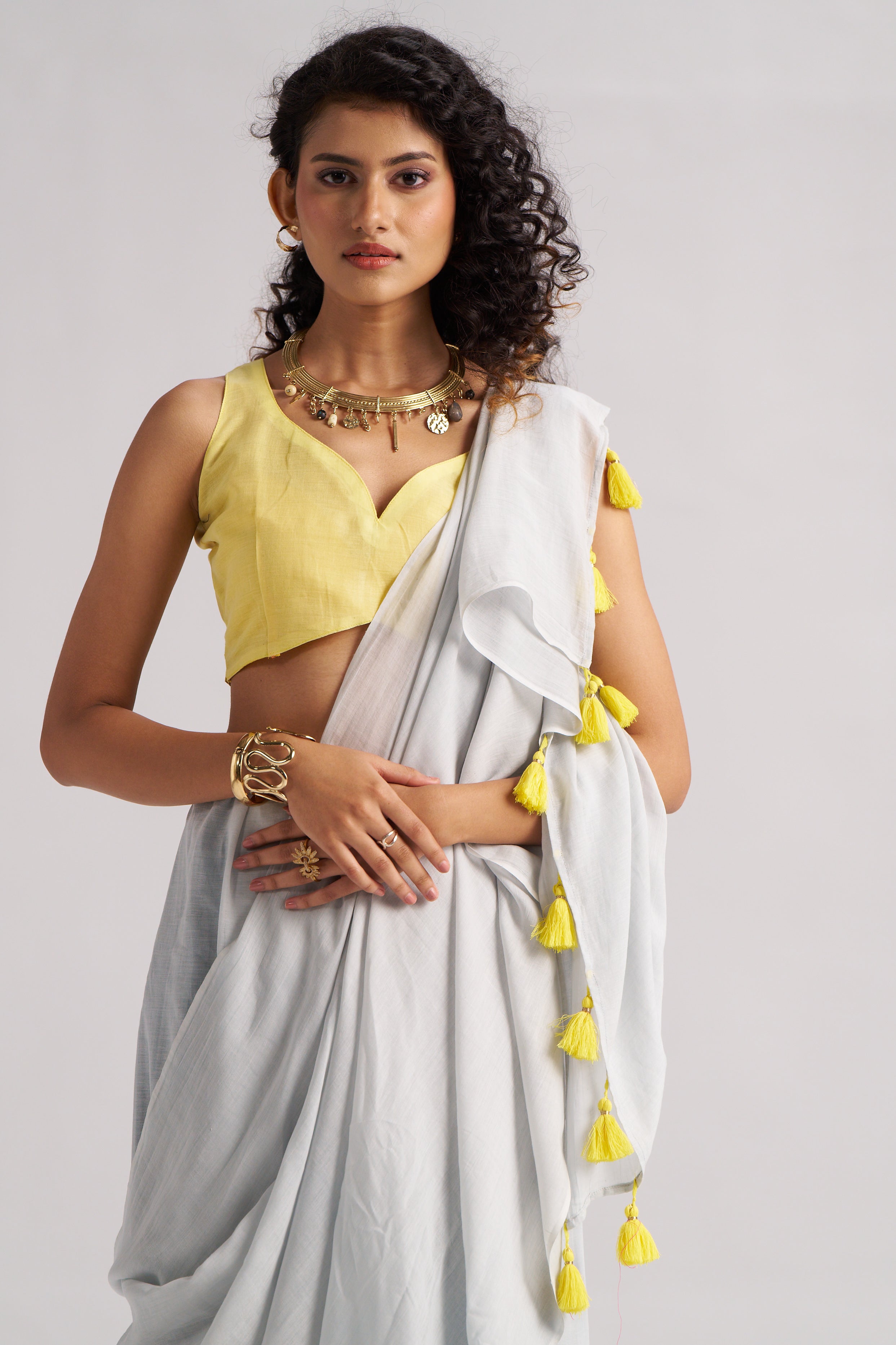 LIGHT GRAY VISCOSE MUL LIVA SOLID SAREE