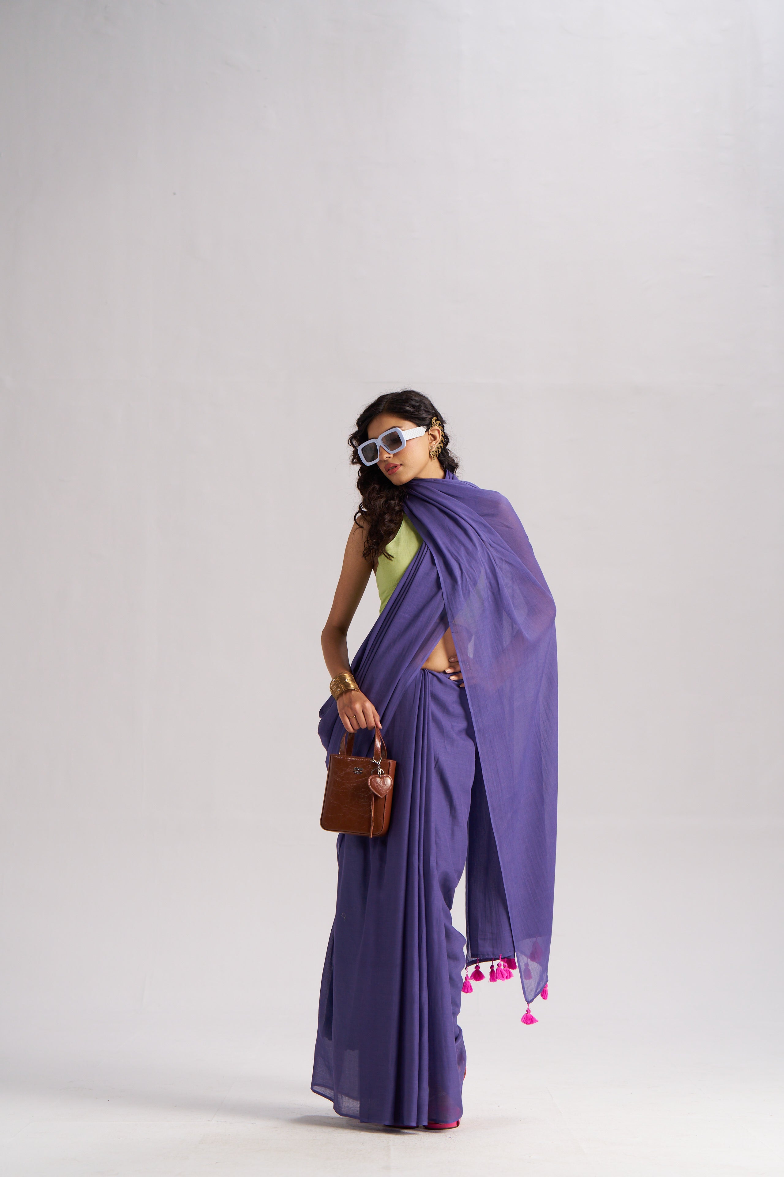 PURPLE SHADE VISCOSE MUL LIVA SOLID SAREE