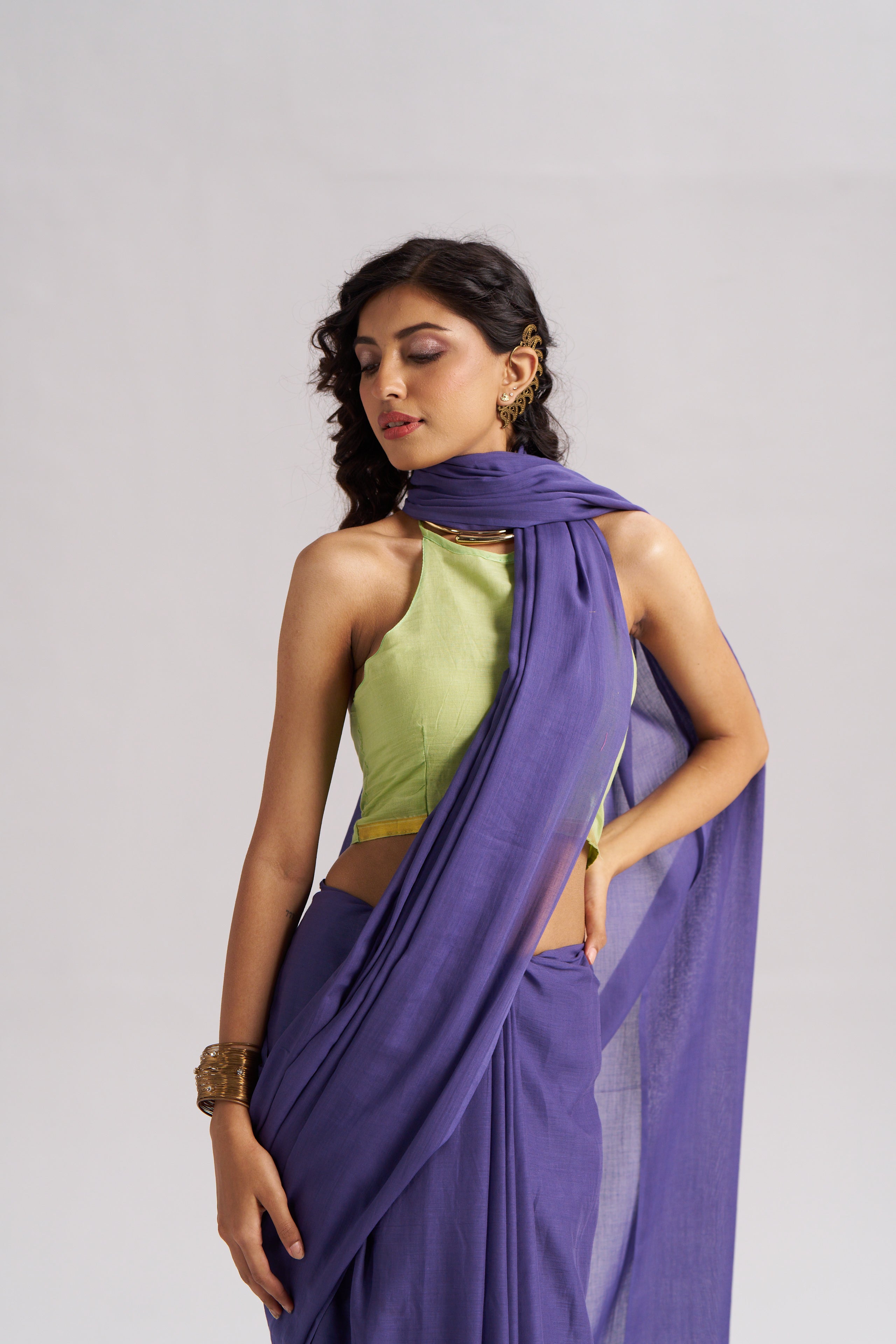 PURPLE SHADE VISCOSE MUL LIVA SOLID SAREE