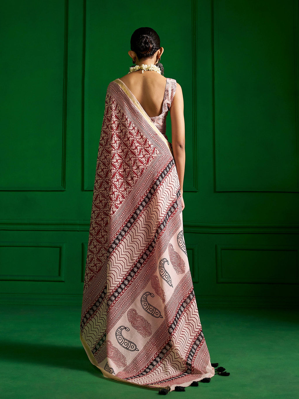 BLACK & RED VISCOSE MUL SCARLET SHADOW BAGH PRINT SAREE