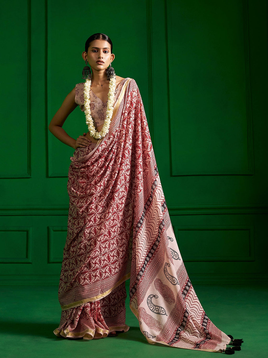 BLACK & RED VISCOSE MUL SCARLET SHADOW BAGH PRINT SAREE