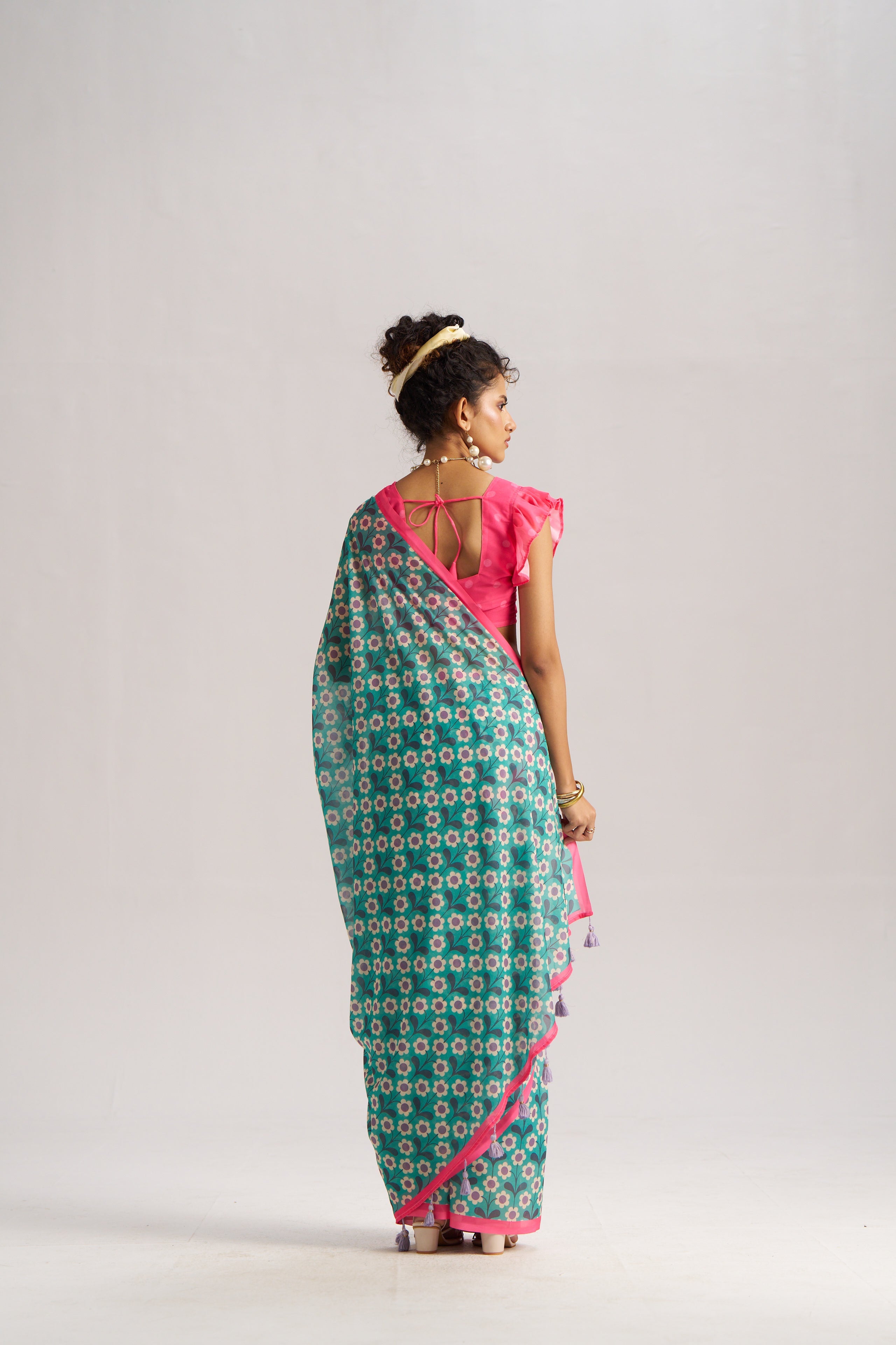 RETRO STYLE DIGITAL PRINTED RAMA GREEN GEORGETTE SAREE
