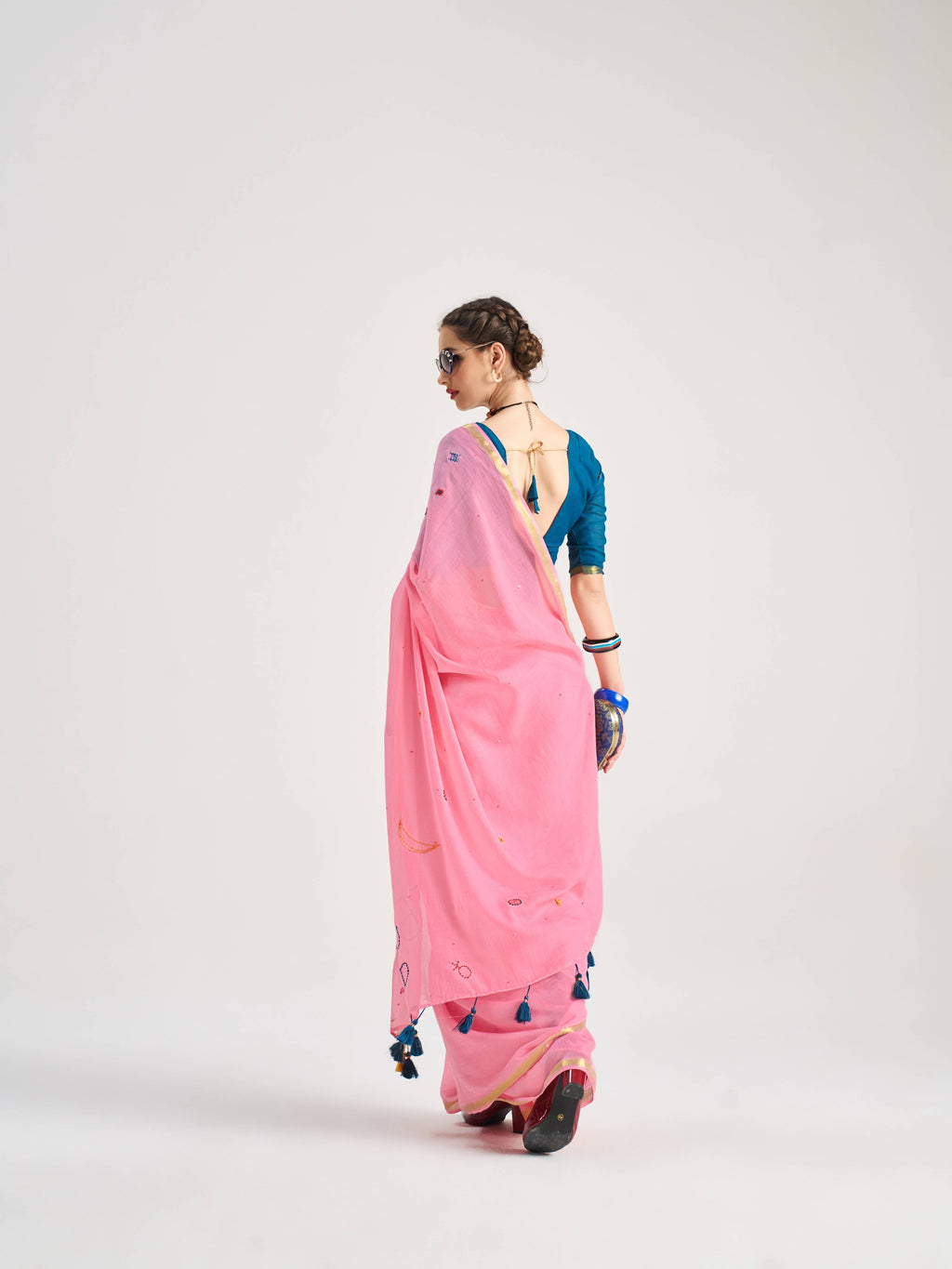 ROSE PINK VISCOSE MUL LIBRA VEDIC ZODIAC THREAD WORK SAREES