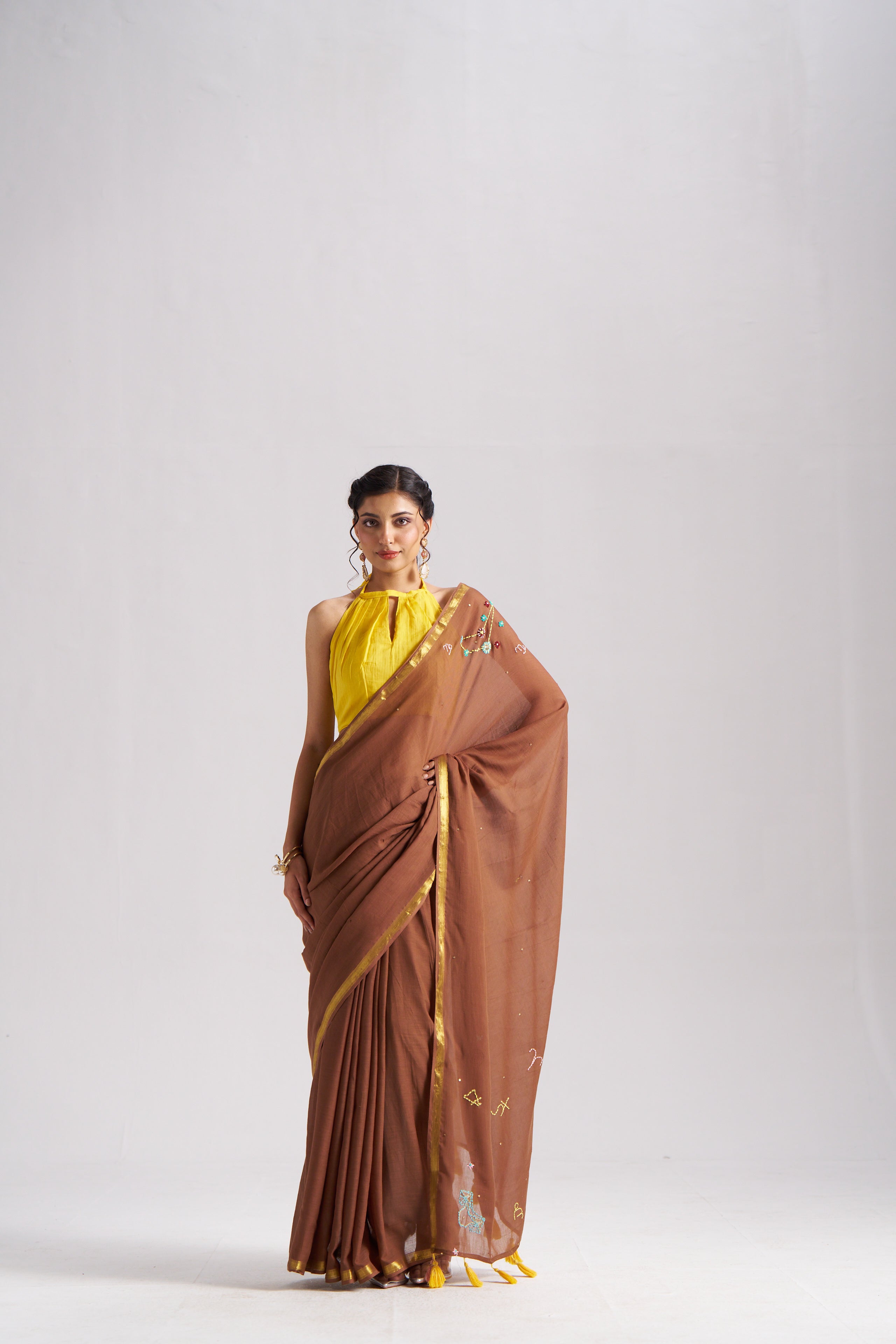 BROWN VISCOSE MUL CAPRICORN CELESTIAL THREAD WORK SAREES