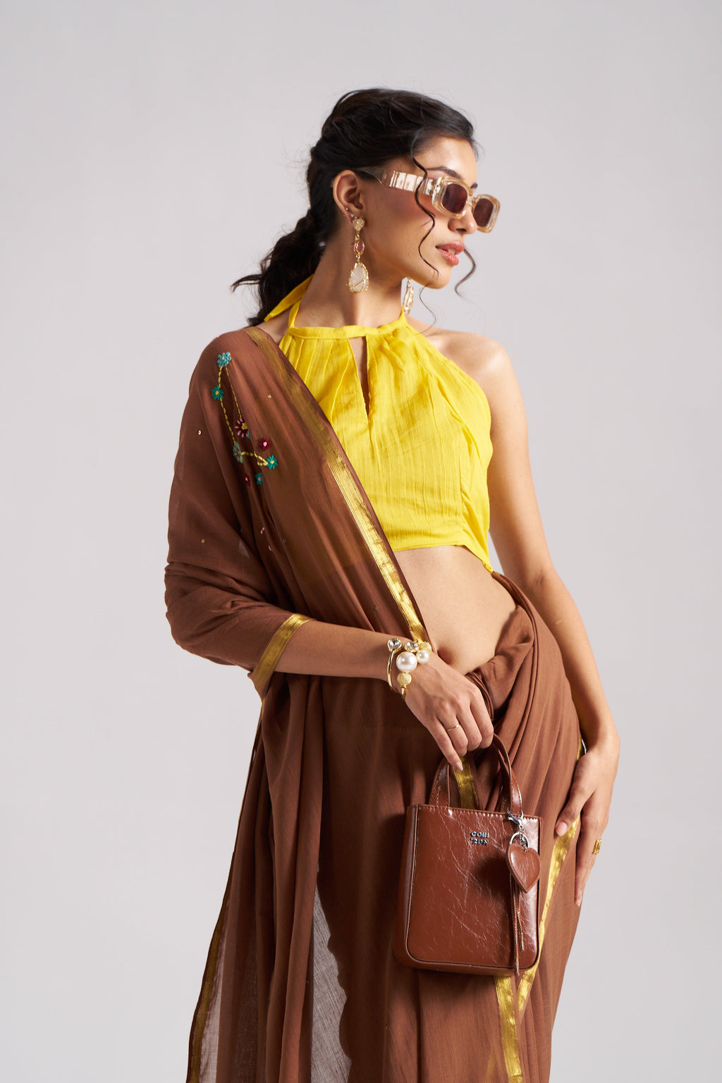 BROWN VISCOSE MUL CAPRICORN CELESTIAL THREAD WORK SAREES