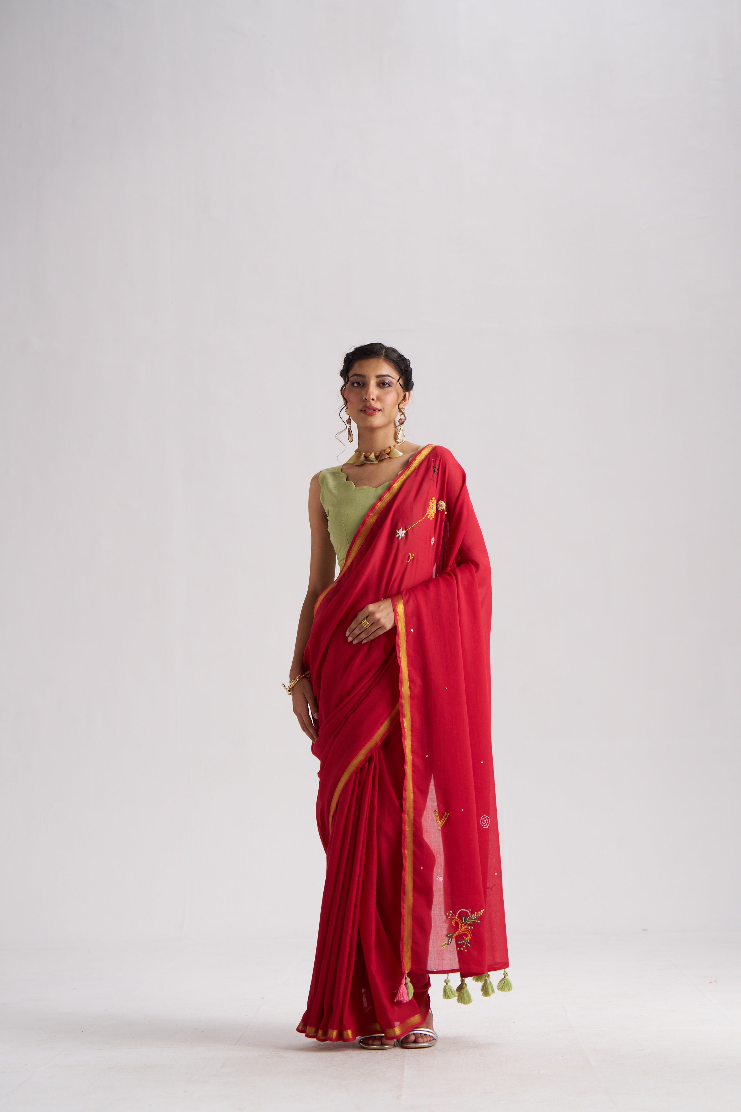 RED VISCOSE MUL THREAD WORK SAREES