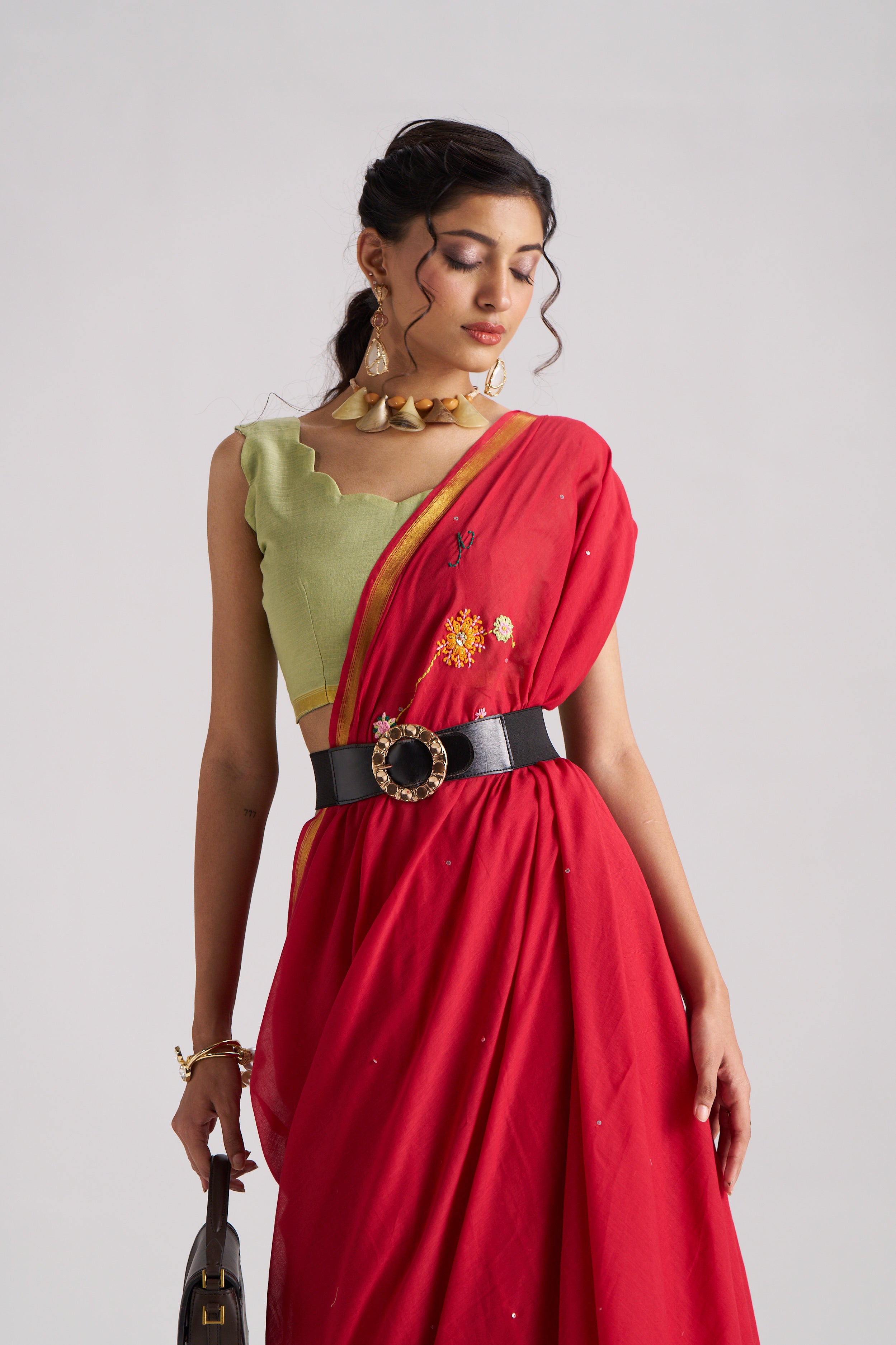 RED VISCOSE MUL THREAD WORK SAREES