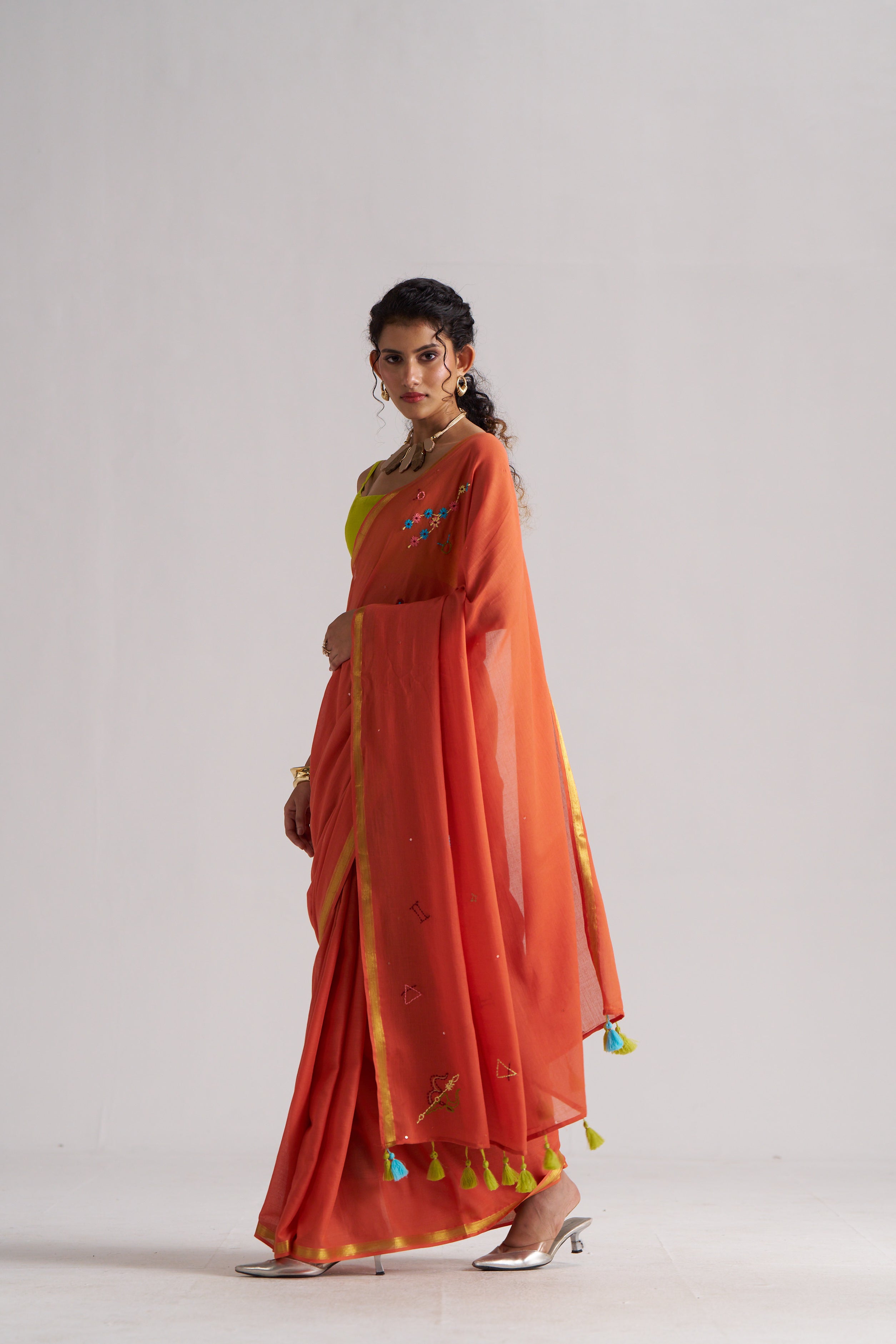 RUST ORANGE VISCOSE MUL THREAD WORK SAREES
