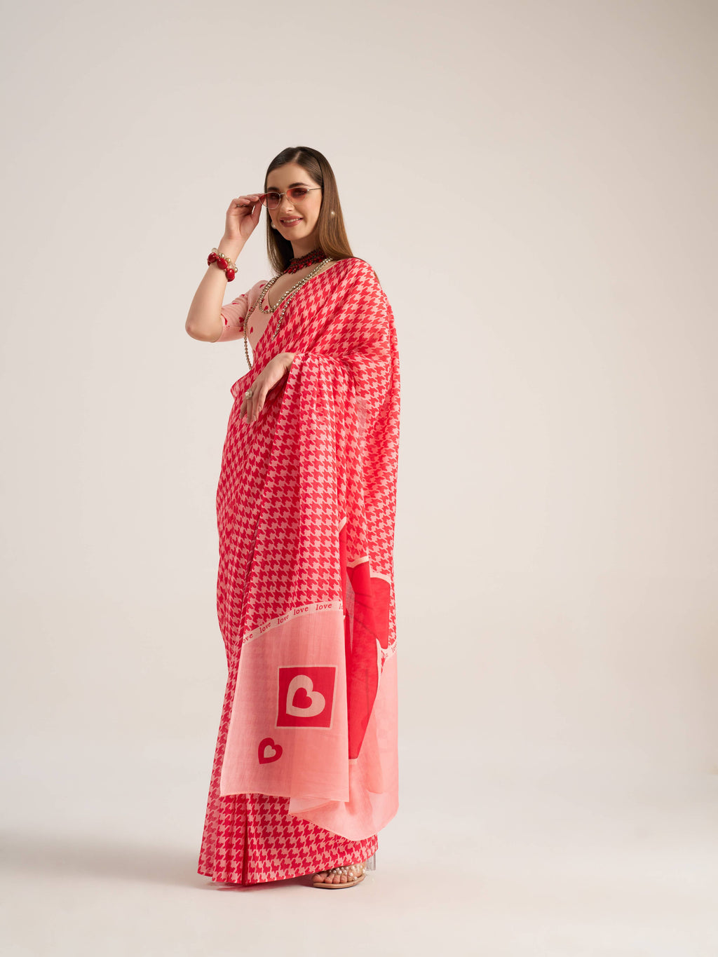 CLASSIC RED VISCOSE MUL LIVA DIGITAL PRINTED SAREE