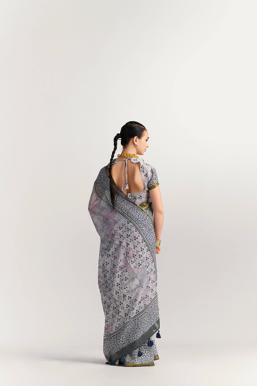 BLACK & GRAY SHADE VISCOSE MUL BLOCK PRINTED SAREE