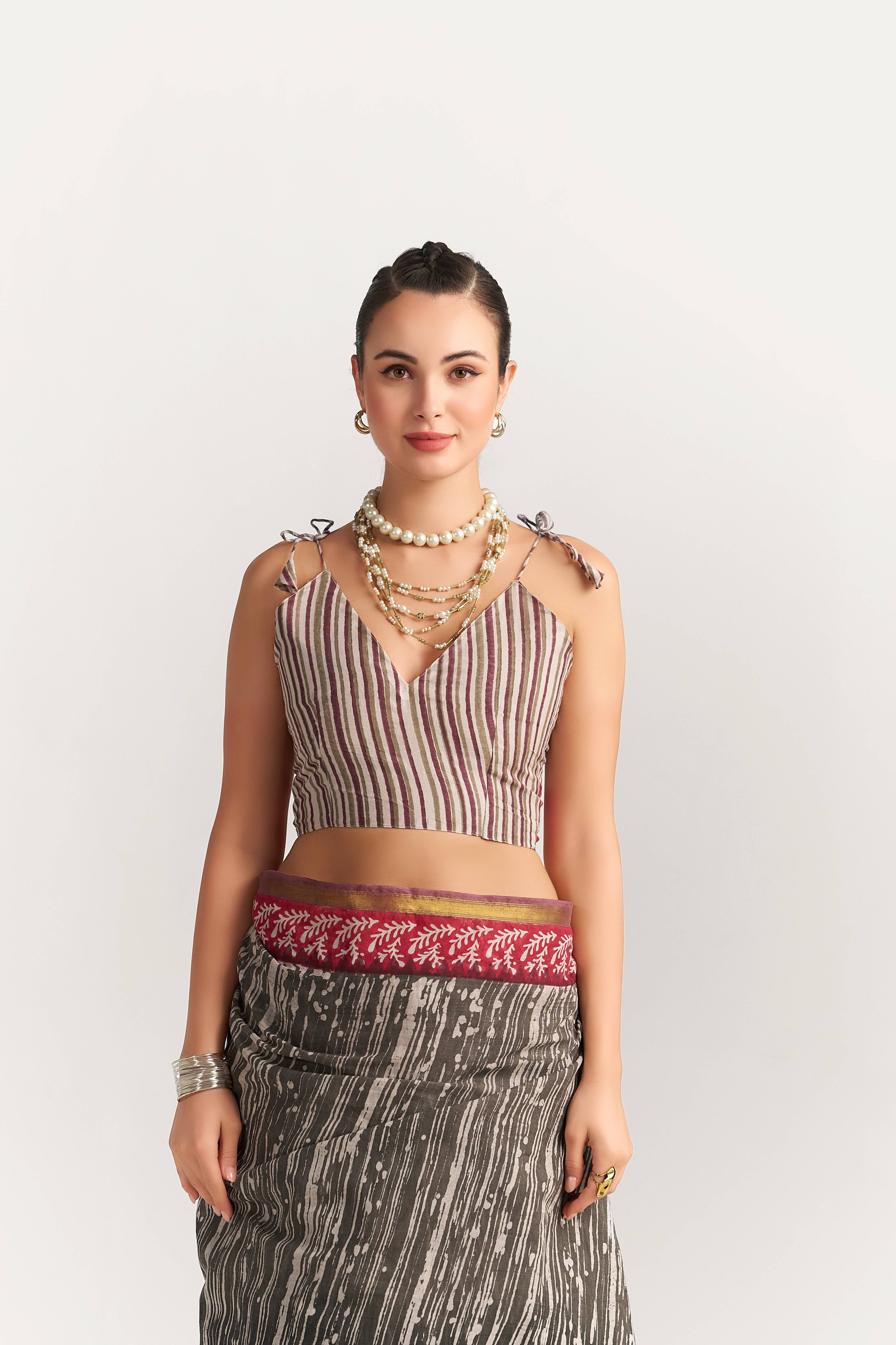 BLACK & RED SHADE VISCOSE MUL BLOCK PRINTED SAREE