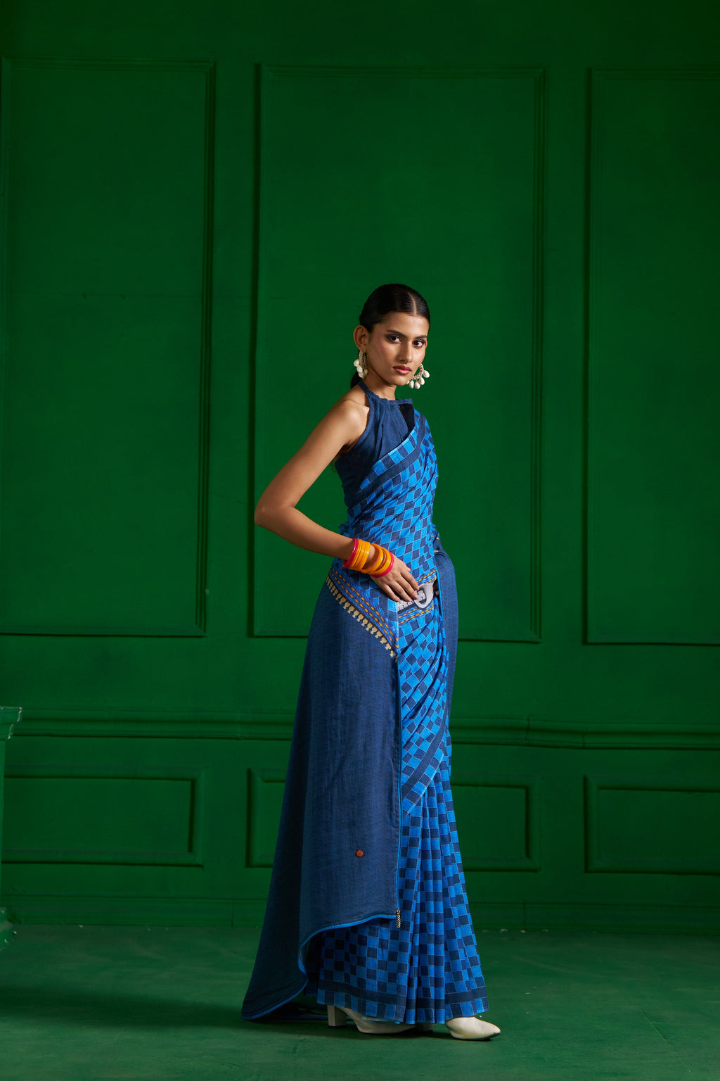 BRIGHT BLUE VISCOSE MUL ZIP UP CHECKS DENIM SAREE