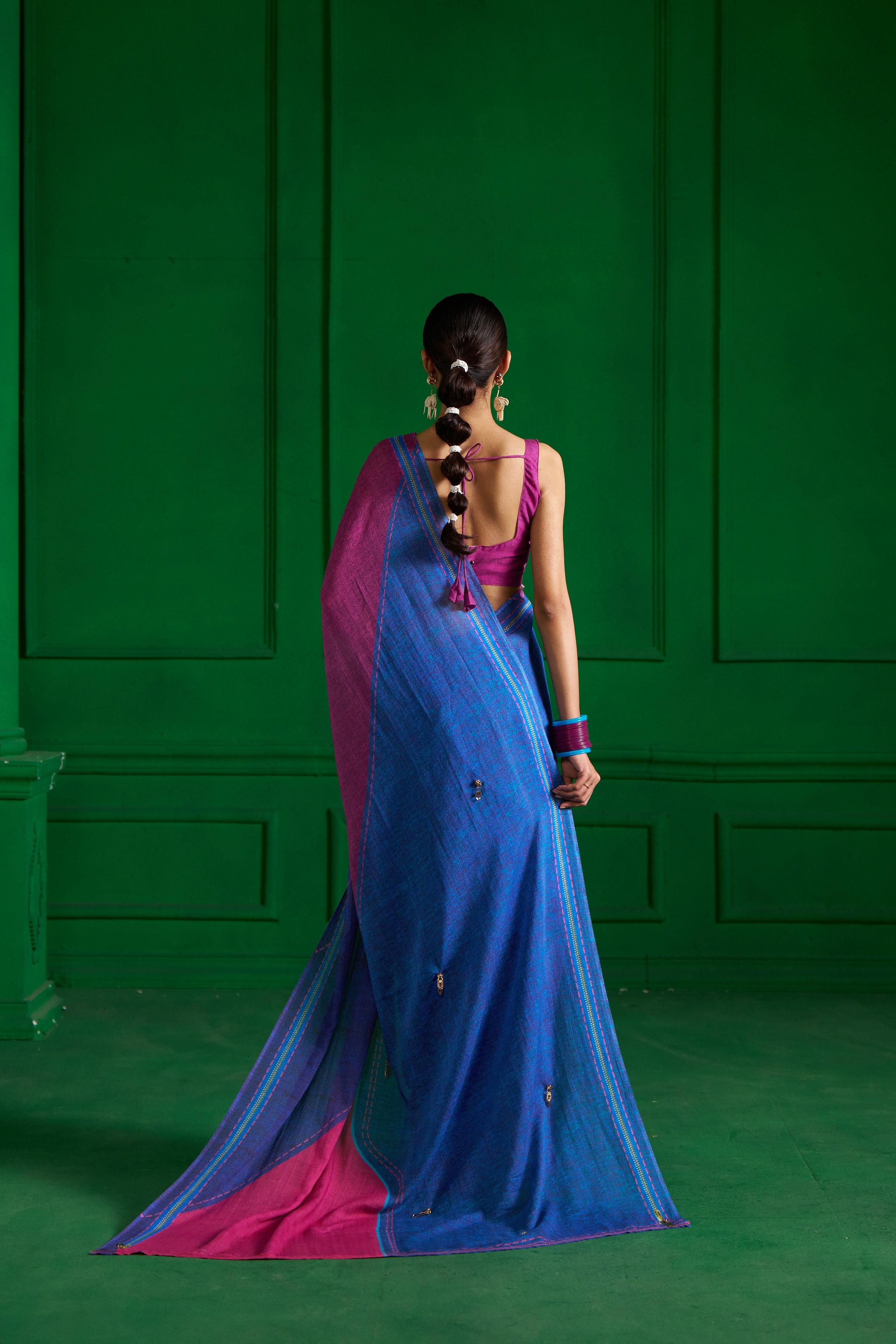 BRIGHT BLUE VISCOSE MUL PINK ZIP DENIM SAREE