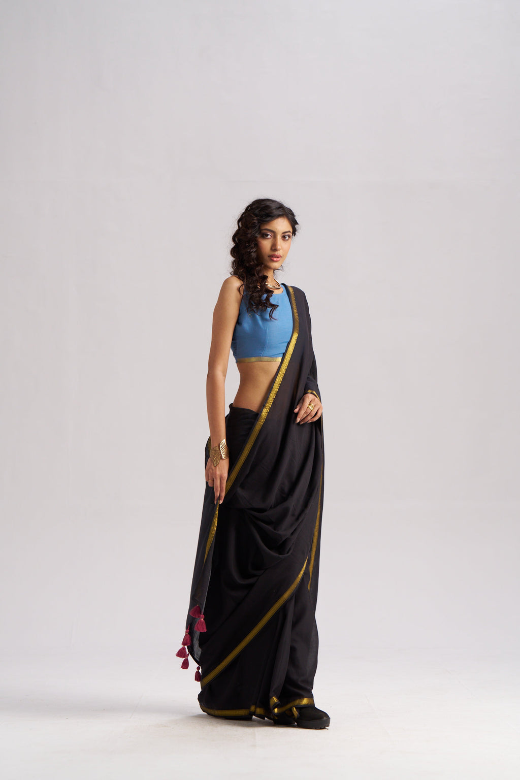 BLACK VISCOSE MUL LIVA SOLID SAREE